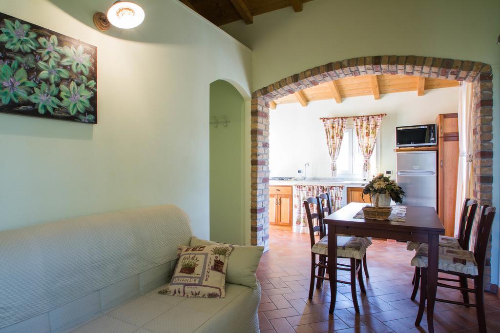 Agriturismo Ada Musso Diano Borello Camera foto